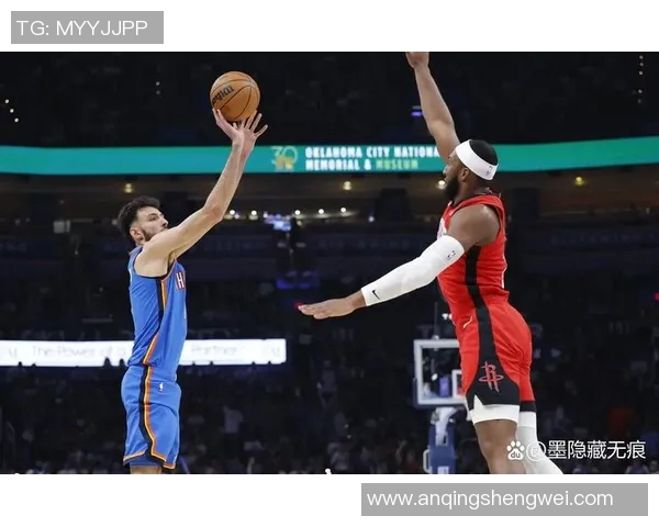 火箭与雷霆激战四月二十四日争夺季后赛席位的关键对决