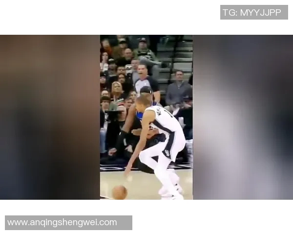 卡特与拉文精彩对决视频回顾见证扣篮传奇的巅峰时刻